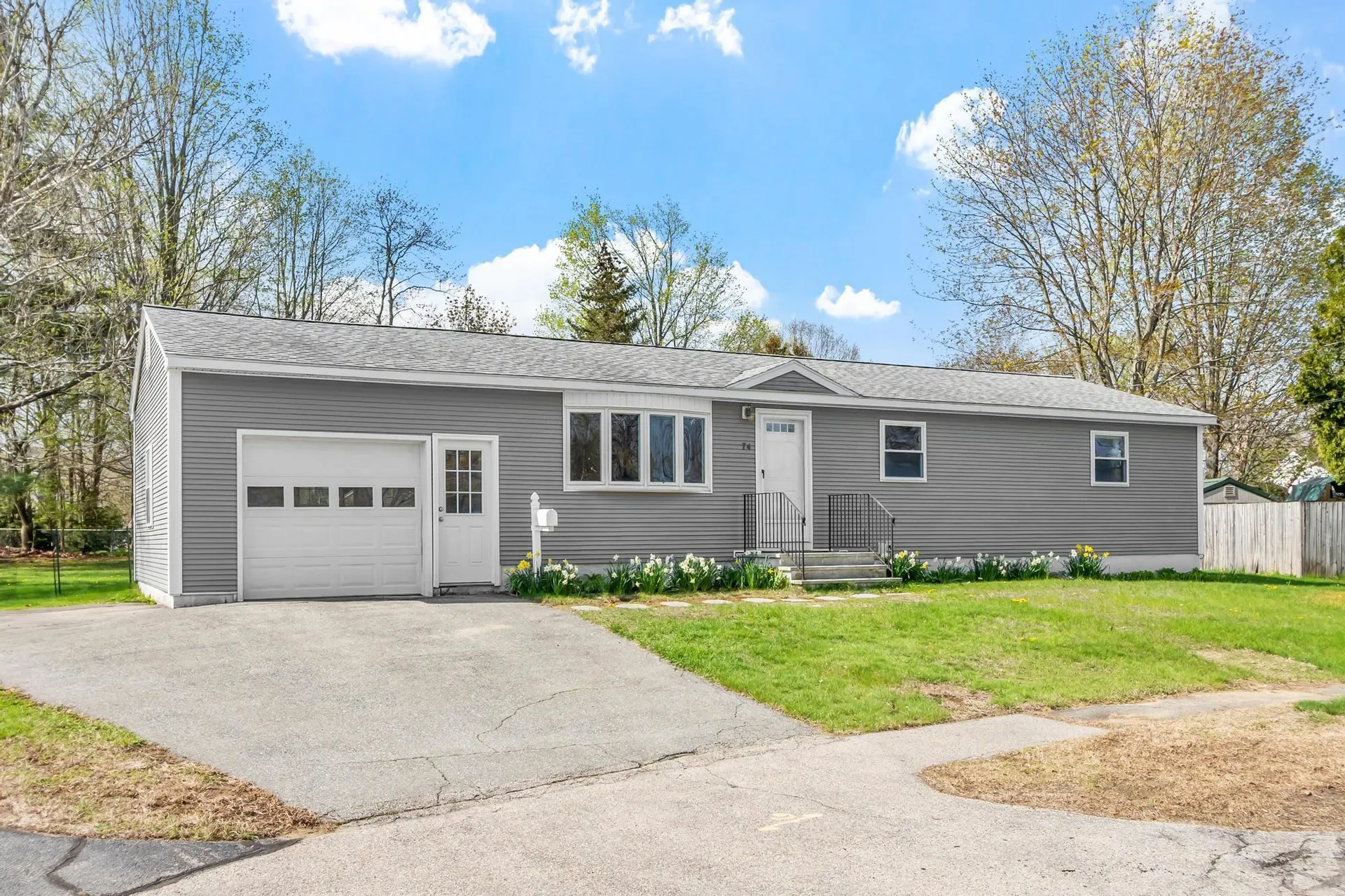 74 Suzanne Drive Portsmouth NH 03801