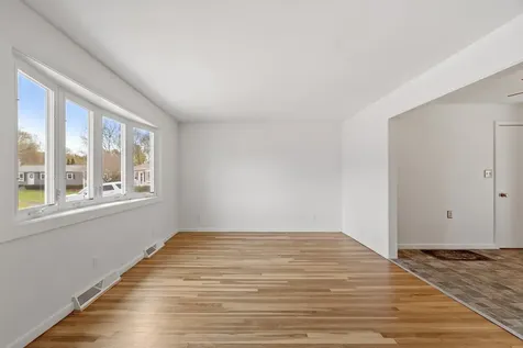 74 Suzanne Drive Portsmouth NH 03801