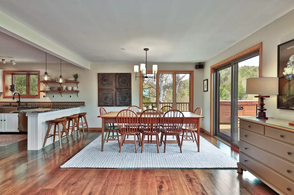 28 Plumley Ridge Ludlow VT 05149