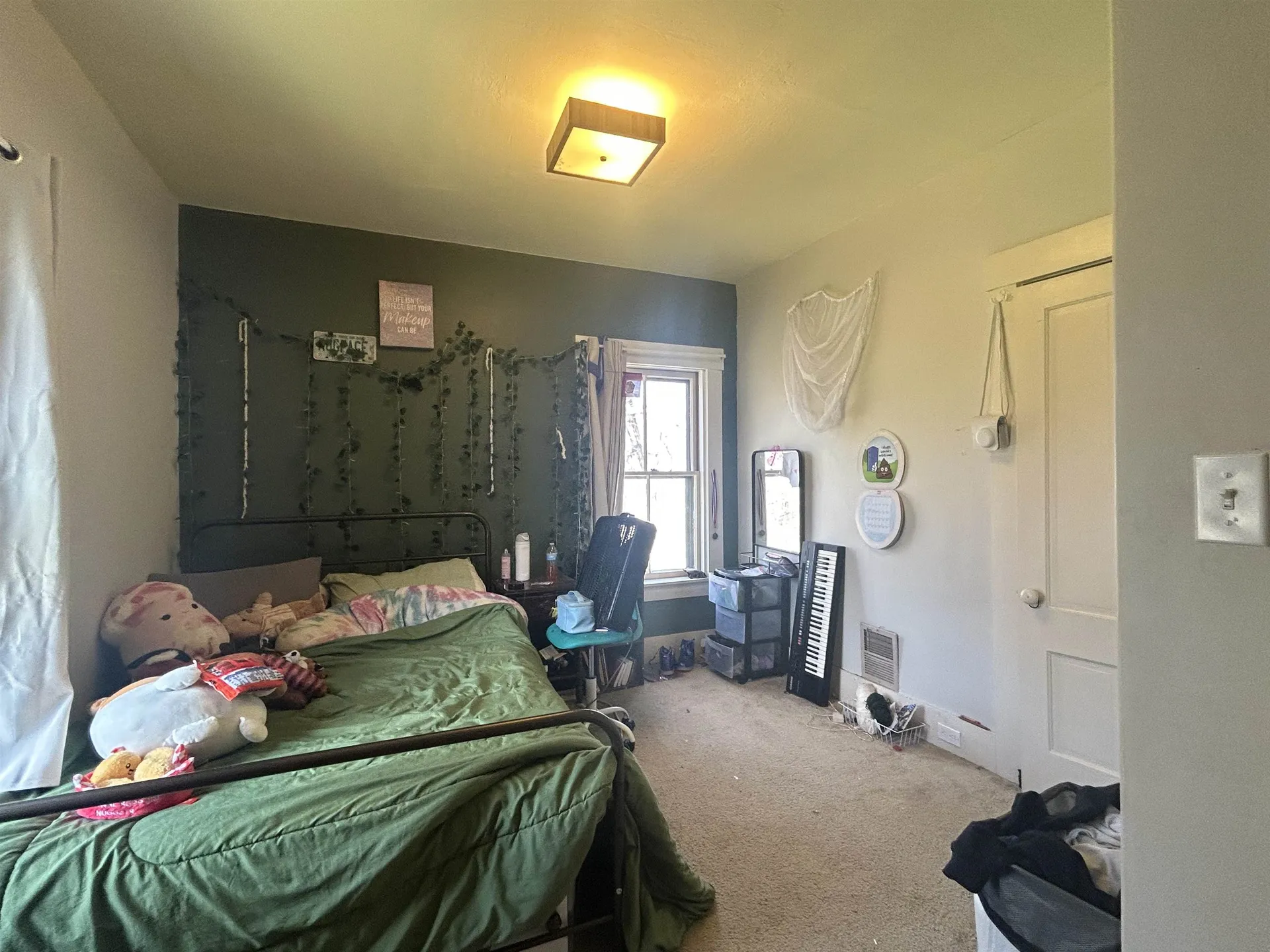 20 Pearl Street Hillsborough NH 03244