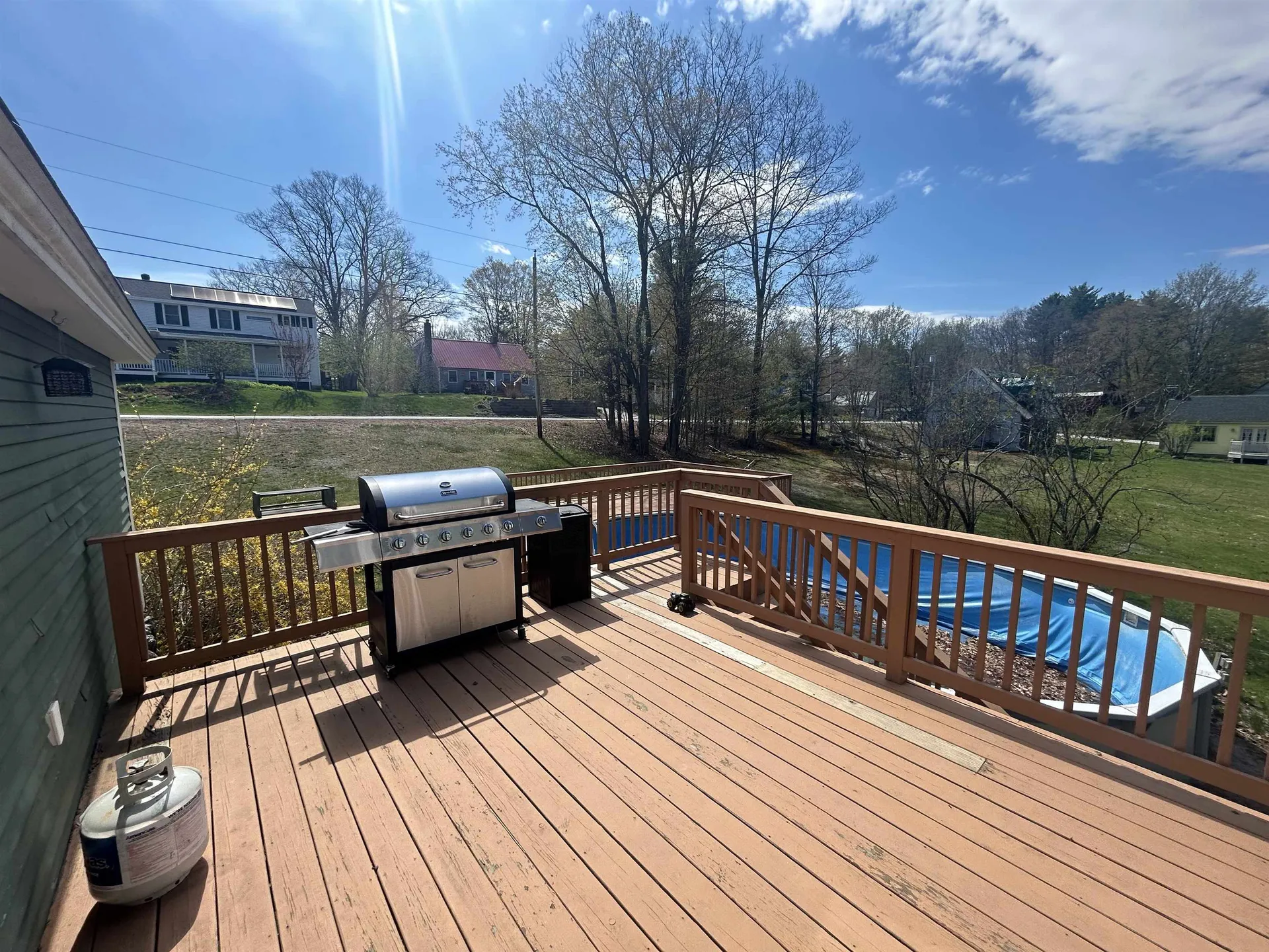20 Pearl Street Hillsborough NH 03244
