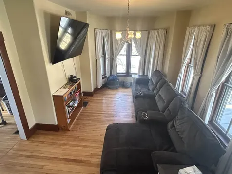 20 Pearl Street Hillsborough NH 03244
