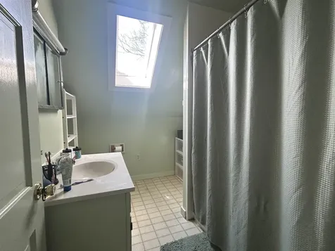 20 Pearl Street Hillsborough NH 03244