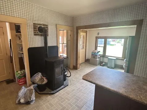 20 Pearl Street Hillsborough NH 03244