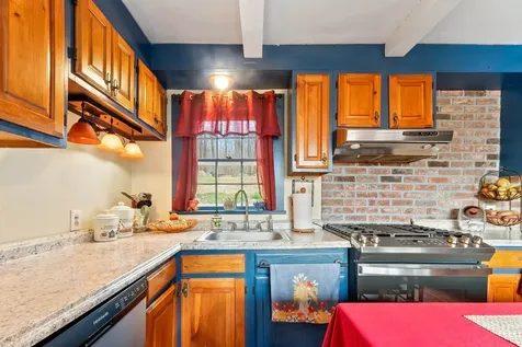 14 Grist Mill Street Sutton NH 03260