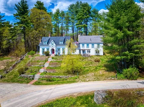 14 Grist Mill Street Sutton NH 03260
