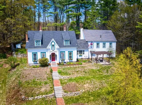 14 Grist Mill Street Sutton NH 03260