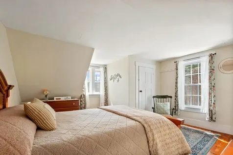 14 Grist Mill Street Sutton NH 03260