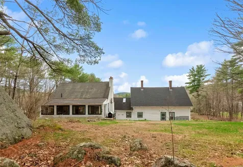 14 Grist Mill Street Sutton NH 03260