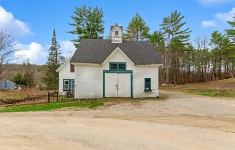 14 Grist Mill Street Sutton NH 03260