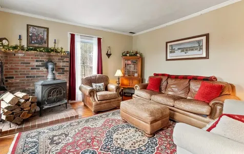 14 Grist Mill Street Sutton NH 03260