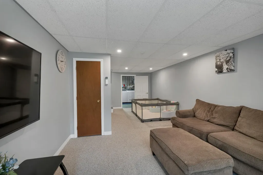 266 Endicott Street Laconia NH 03246