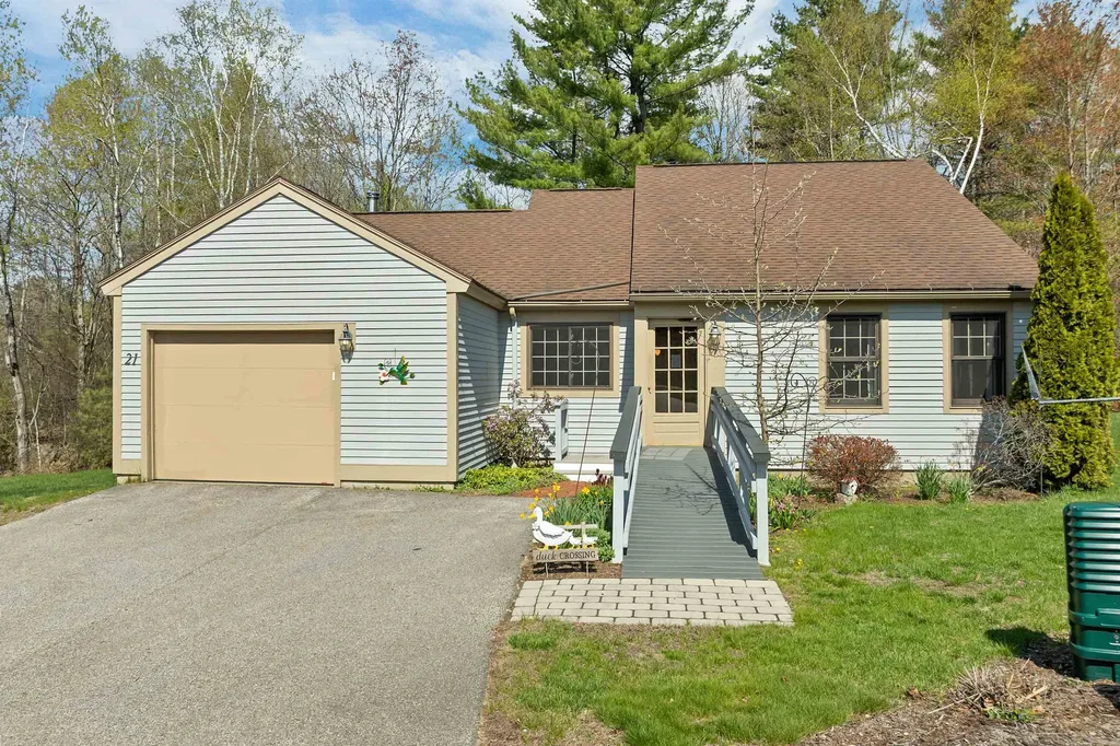 21 Mistwood Lane Laconia NH 03246