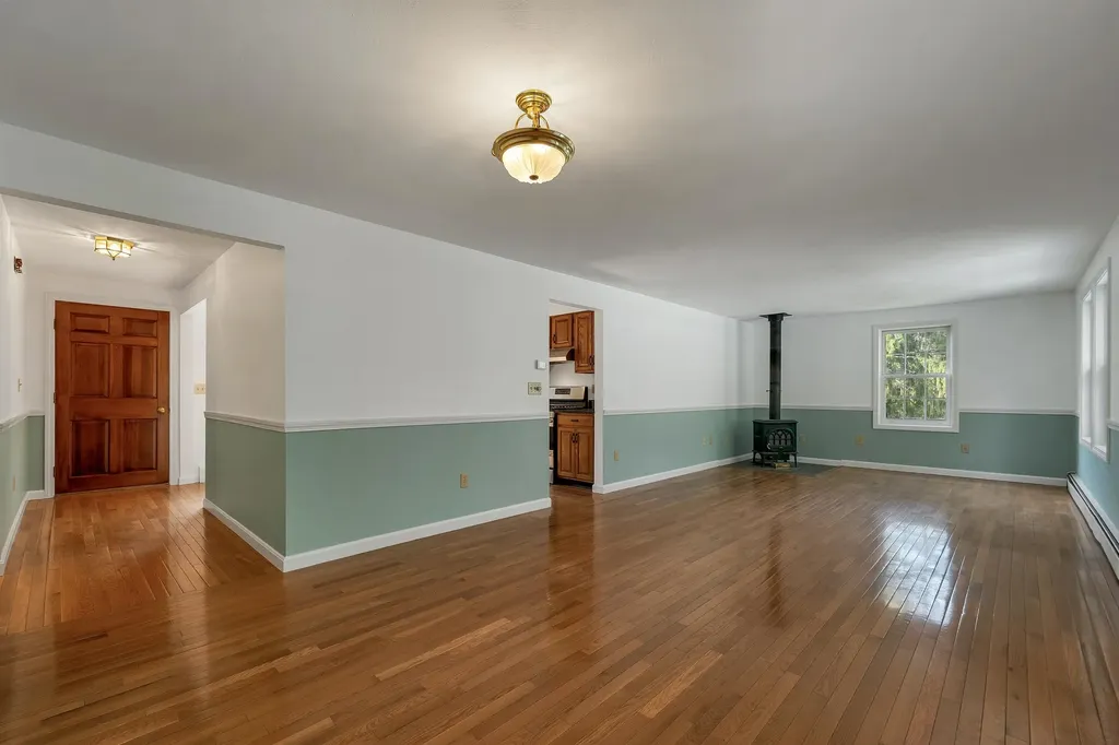21 Mistwood Lane Laconia NH 03246