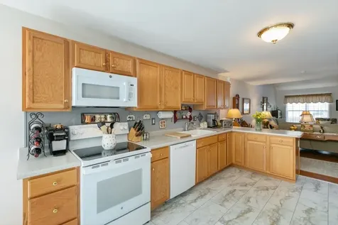 63 Pleasant Street Windham NH 03087