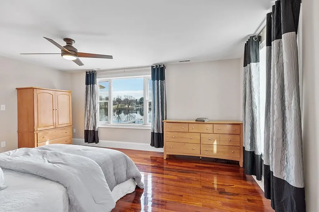 243 Shore Drive Salem NH 03079