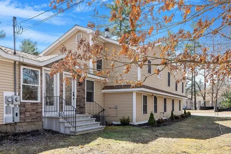 243 Shore Drive Salem NH 03079