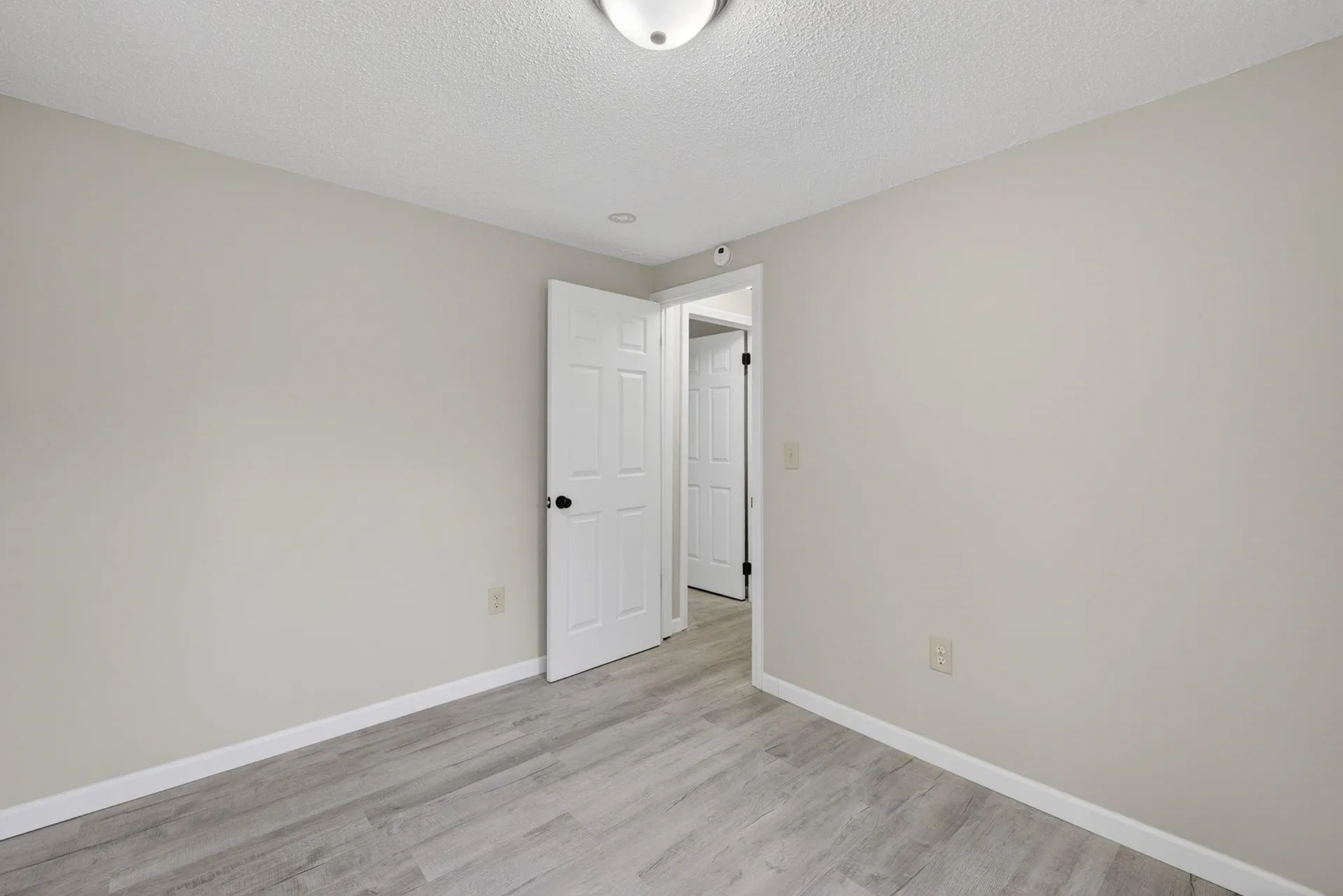 12 N Mason Road Brookline NH 03033