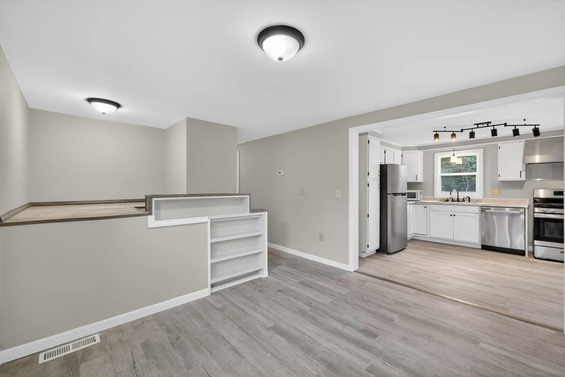 12 N Mason Road Brookline NH 03033