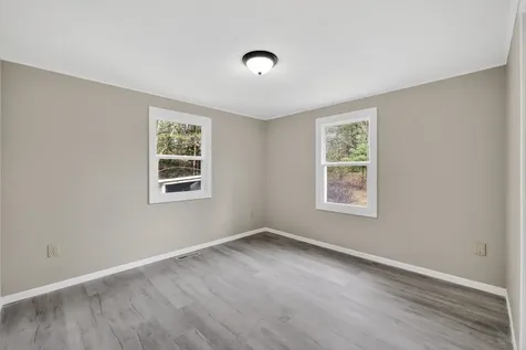 12 N Mason Road Brookline NH 03033