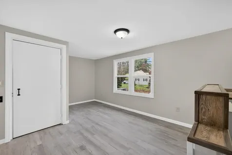 12 N Mason Road Brookline NH 03033