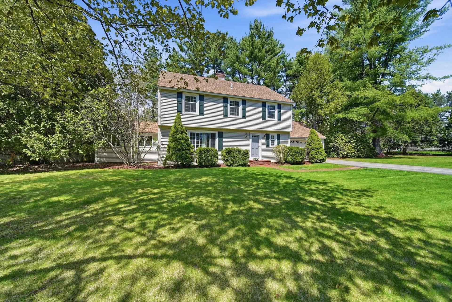 11 River Road Amherst NH 03031