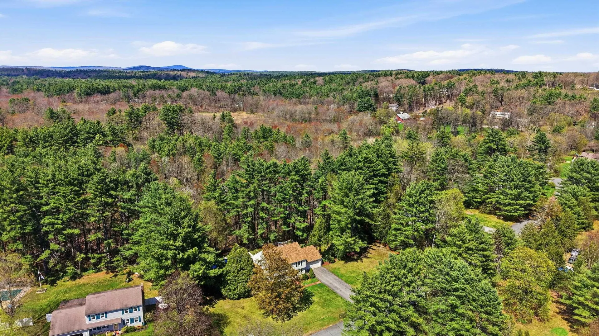 11 River Road Amherst NH 03031