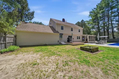 11 River Road Amherst NH 03031