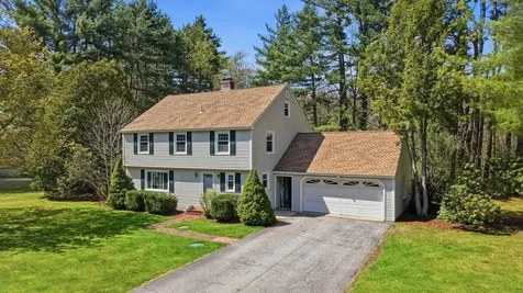 11 River Road Amherst NH 03031