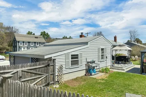 110 Maple Street Somersworth NH 03878