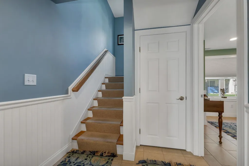 24 Harbor Road Hampton NH 03842