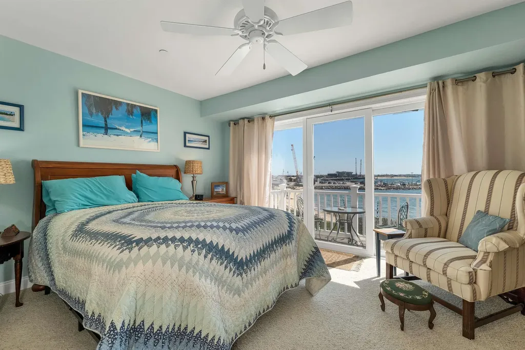 24 Harbor Road Hampton NH 03842