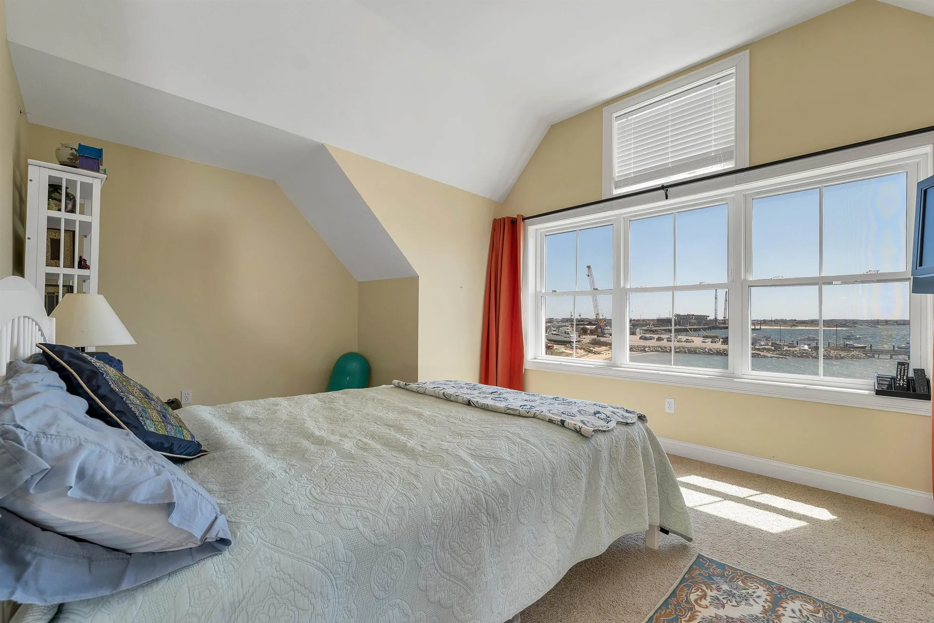 24 Harbor Road Hampton NH 03842