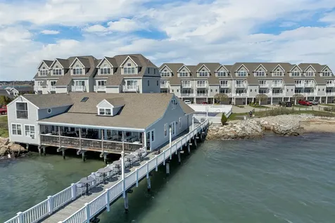 24 Harbor Road Hampton NH 03842