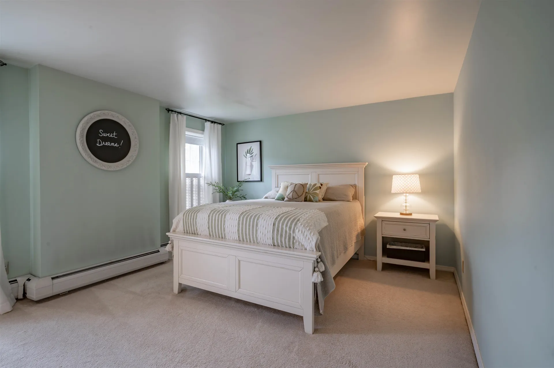 5 Ashland Street Nashua NH 03064-1808