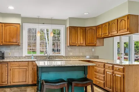 6 Drury Plains Road Stratham NH 03885
