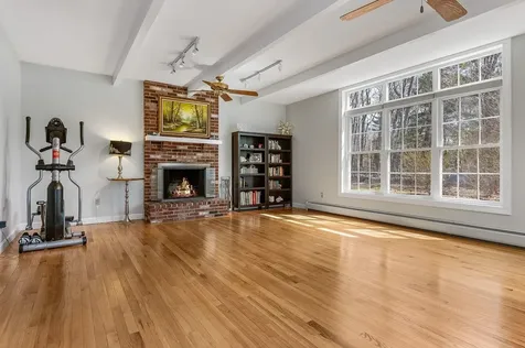 6 Drury Plains Road Stratham NH 03885