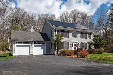 6 Drury Plains Road Stratham NH 03885