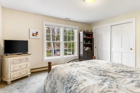 6 Drury Plains Road Stratham NH 03885