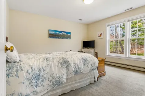 6 Drury Plains Road Stratham NH 03885
