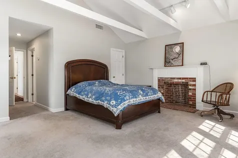 6 Drury Plains Road Stratham NH 03885