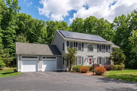 6 Drury Plains Road Stratham NH 03885