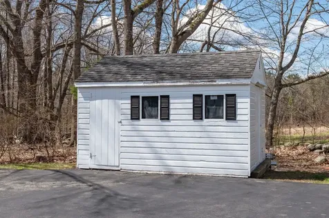 6 Drury Plains Road Stratham NH 03885