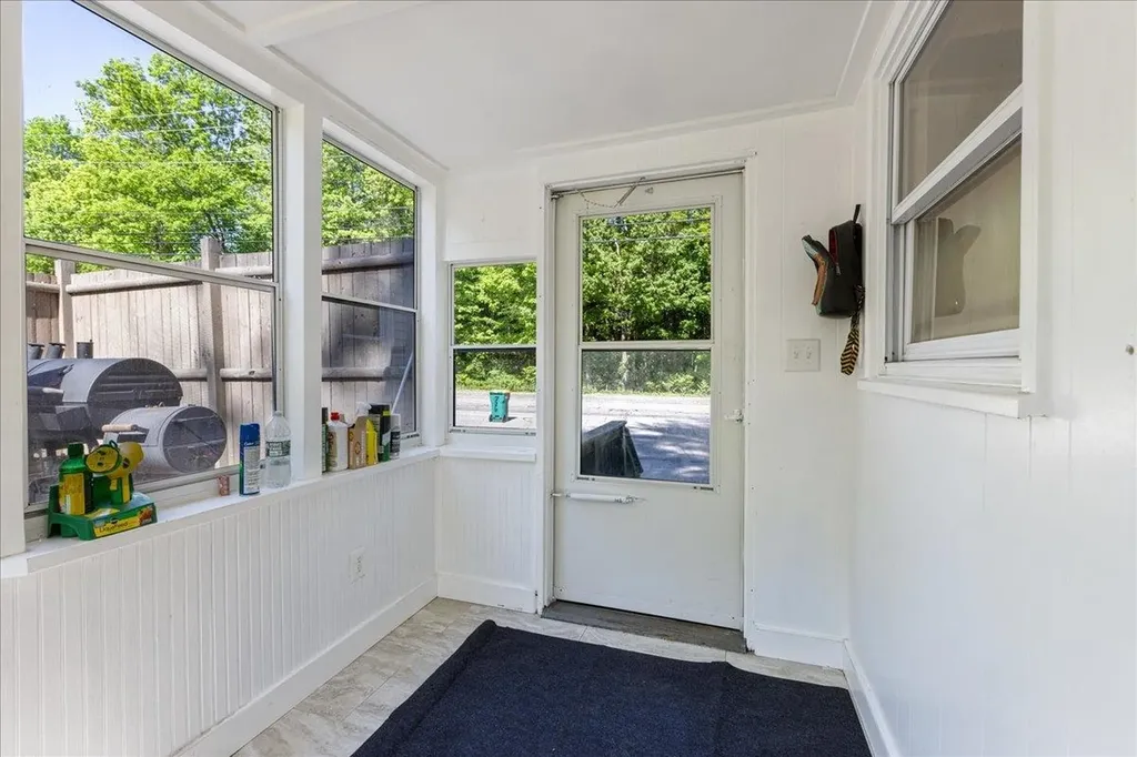 736 Columbus Avenue Rochester NH 03867