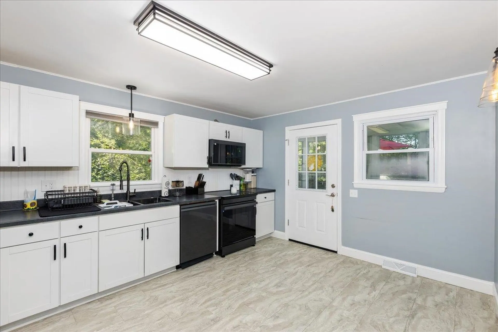 736 Columbus Avenue Rochester NH 03867