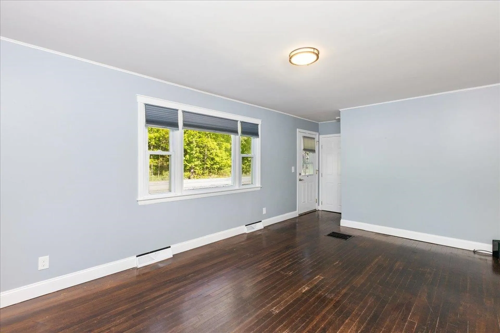 736 Columbus Avenue Rochester NH 03867