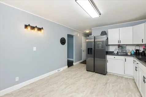 736 Columbus Avenue Rochester NH 03867