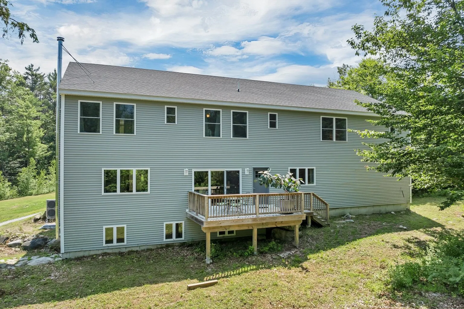 76 Curries Way Brookfield NH 03872