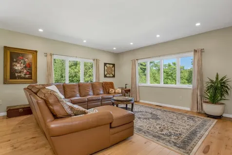 76 Curries Way Brookfield NH 03872