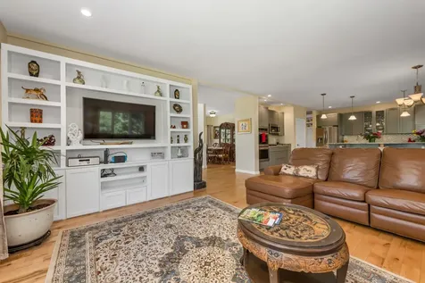 76 Curries Way Brookfield NH 03872